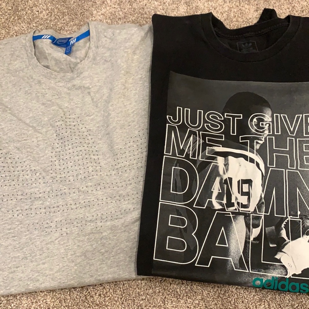 2 mens adidas casual t-shirts size XL
